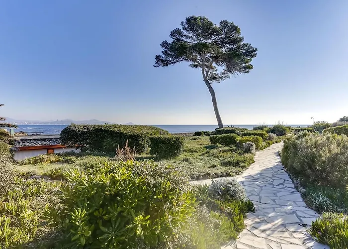 Les Louvans-10 By Interhome