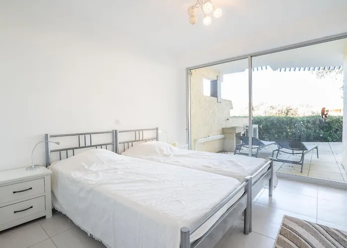 Les Louvans-10 By Interhome *