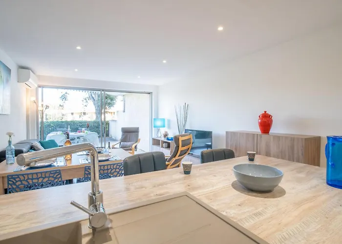 Les Louvans-10 By Interhome *