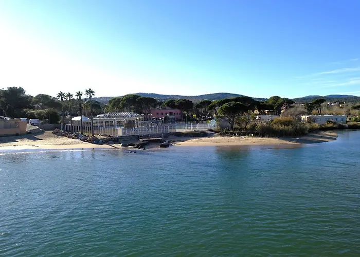 公寓 Les Louvans-10 By Interhome