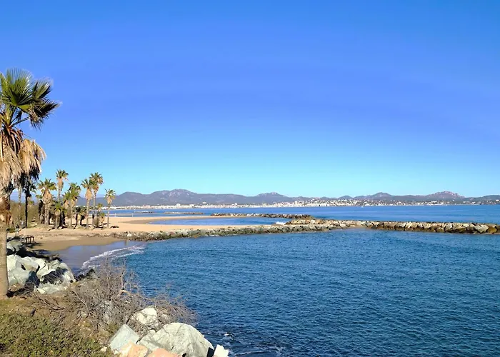 Les Louvans-10 By Interhome * 圣艾格夫